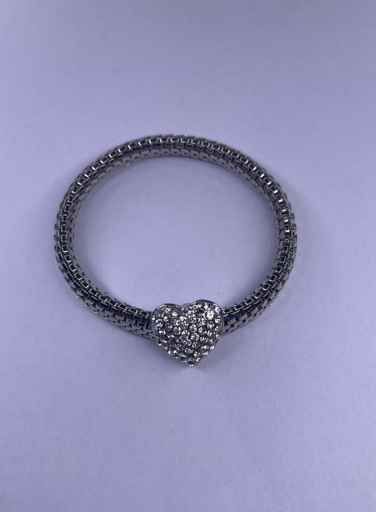 QEMD Bracelet en argent avec cœur en diamant. Silver bracelet with diamond heart